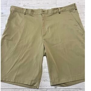 Nike Golf Dri-FIT Khaki Shorts Men’s Size 40 Performance Flat Front Tan